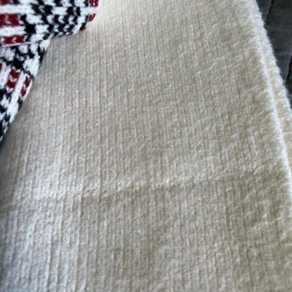 Abercrombie Blanket Scarf - Picture 2 of 7